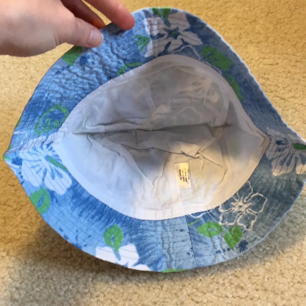 NWOT toddler cotton brimmed hat